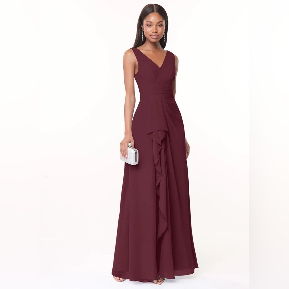 Azazie Julianna Dress in Cabernet - Bridesmaid Dress Formal Gown Like New